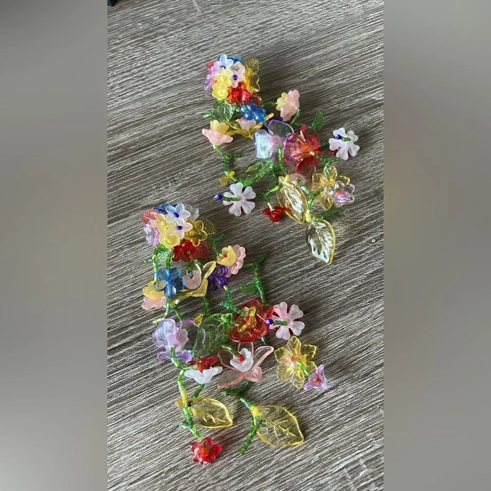 Zara flower earrings A147